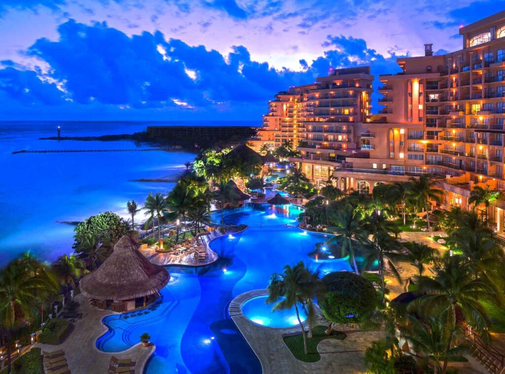 descubre-cancun-donde-la-belleza-y-la-cultura-se-encuentran
